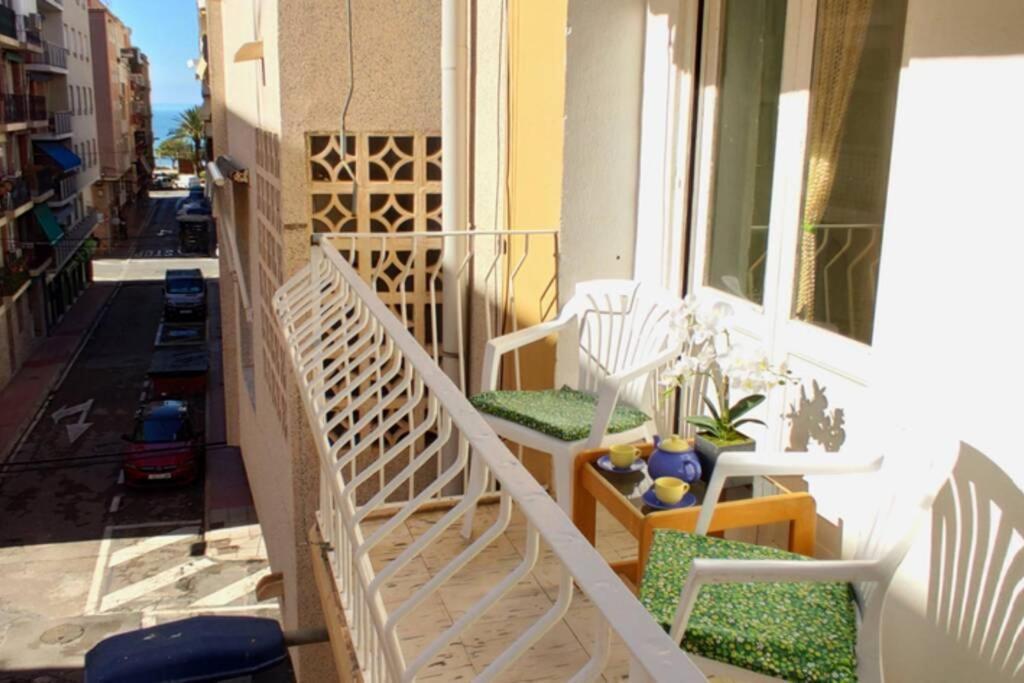 Comodo Apartamento Cerca Del Mar Santa Pola Luaran gambar